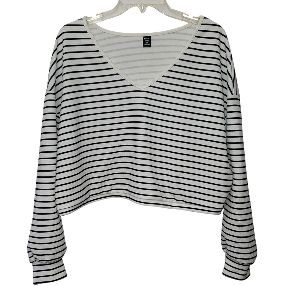 Womens 1XL Black & White Stripe V‑Neck Long Sleeve Crop Top Coastal Beach preppy